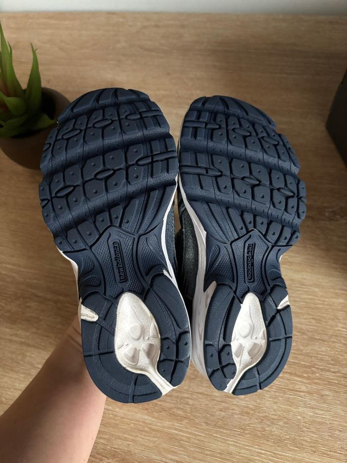 Basket new balance 530 enfant basse bleu taille 30 - photo numéro 2