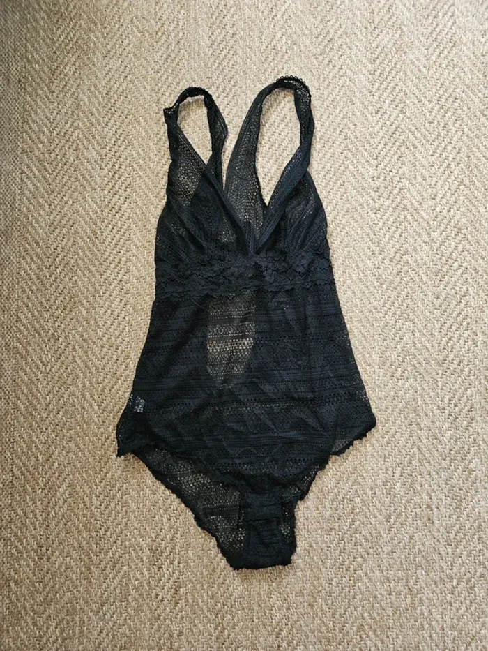 Body dentelle L