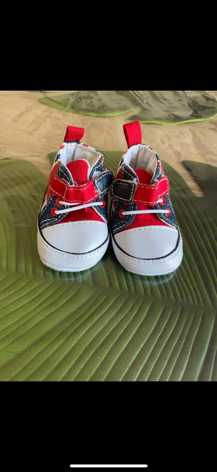 Chaussure bébé - photo numéro 3