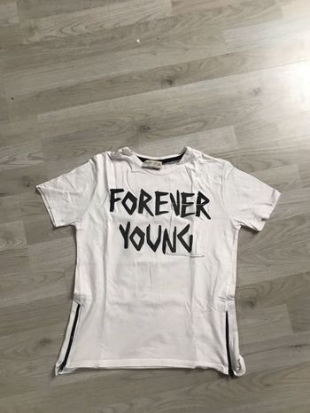 T-shirt Zara .