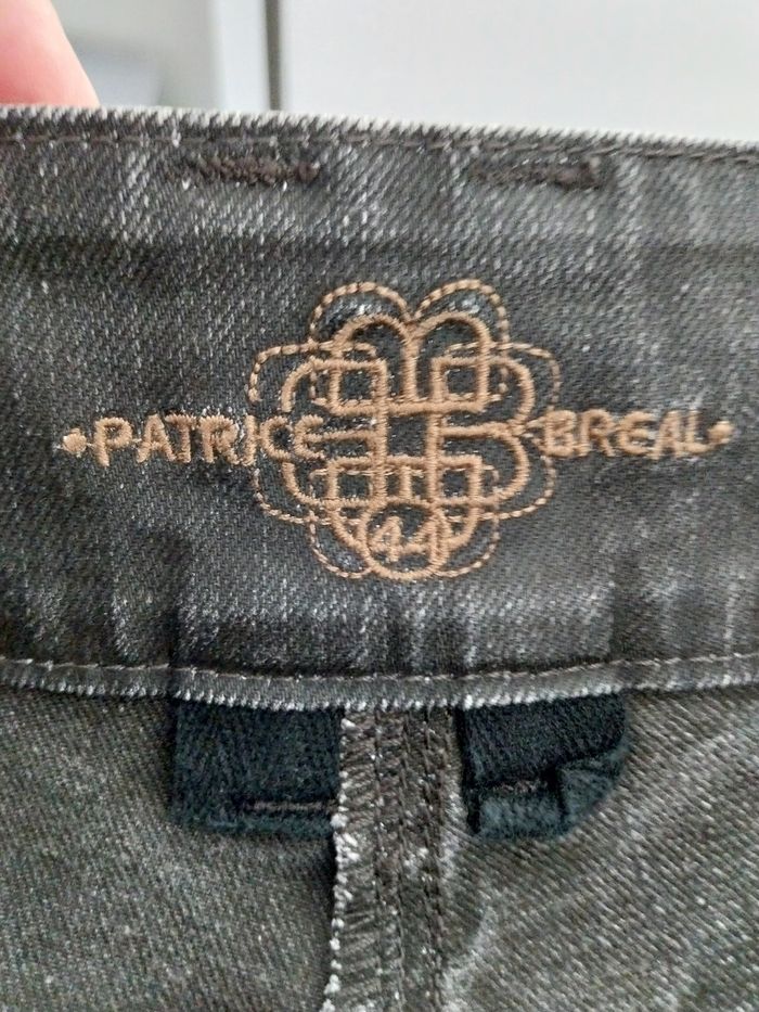 Joli pantalon enduit  marque Patrice Breal taille 44 - photo numéro 5