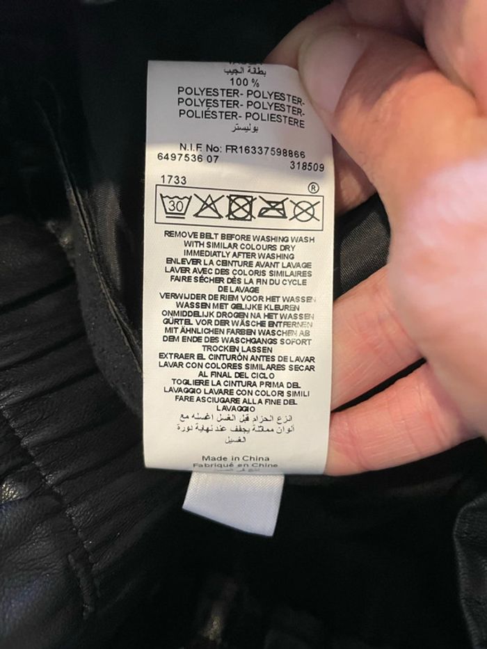 Jupe courte noir taille haute élastique en similicuir avec ceinture Etam taille 34 - photo numéro 7