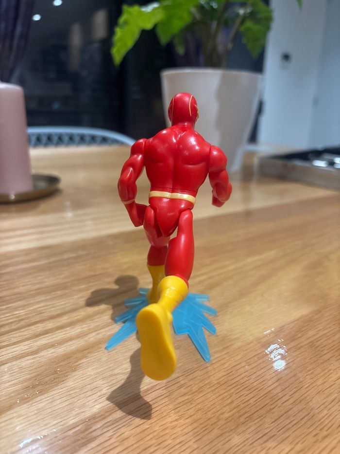 Figurine flash - photo numéro 3