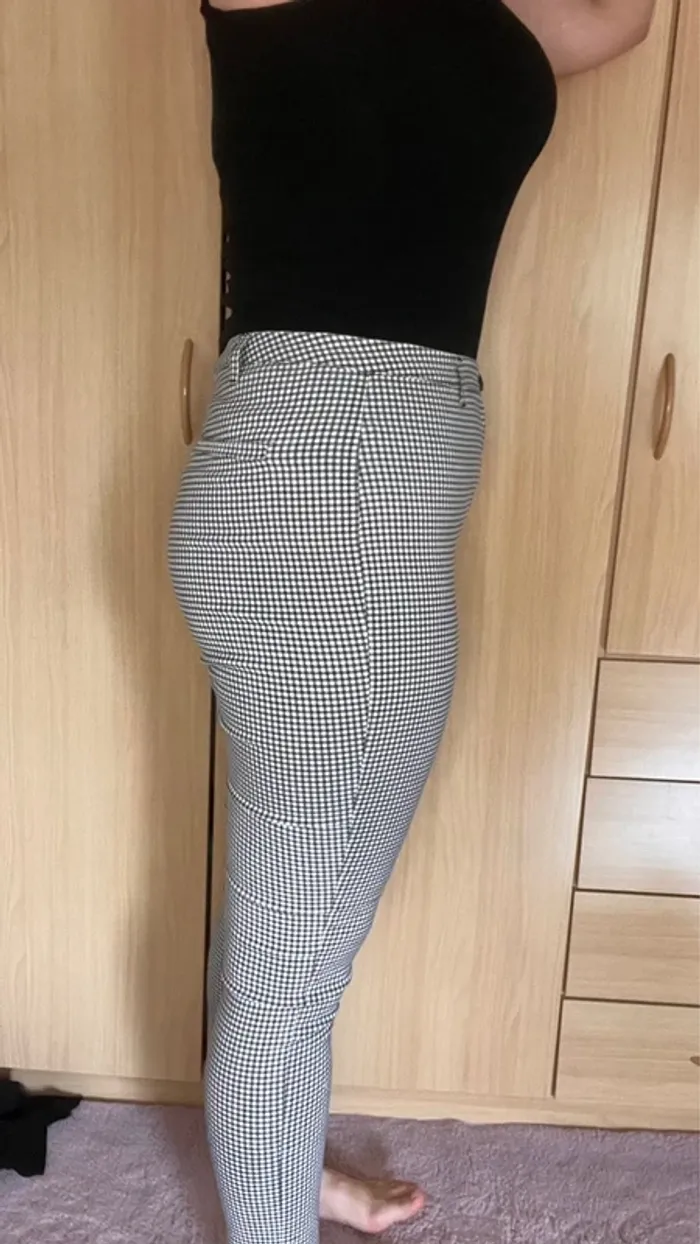 Pantalon noir et blanc - photo numéro 2