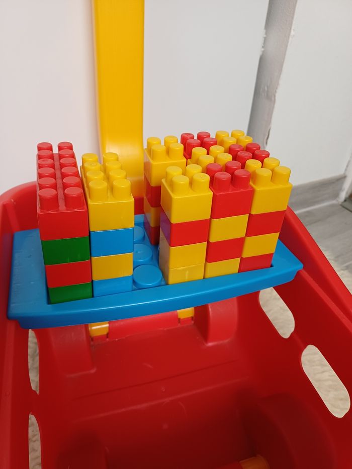 Chariot de construction + cubes - photo numéro 2