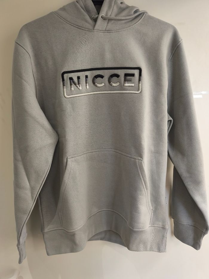 Sweat à capuche NICCE gris – Taille M