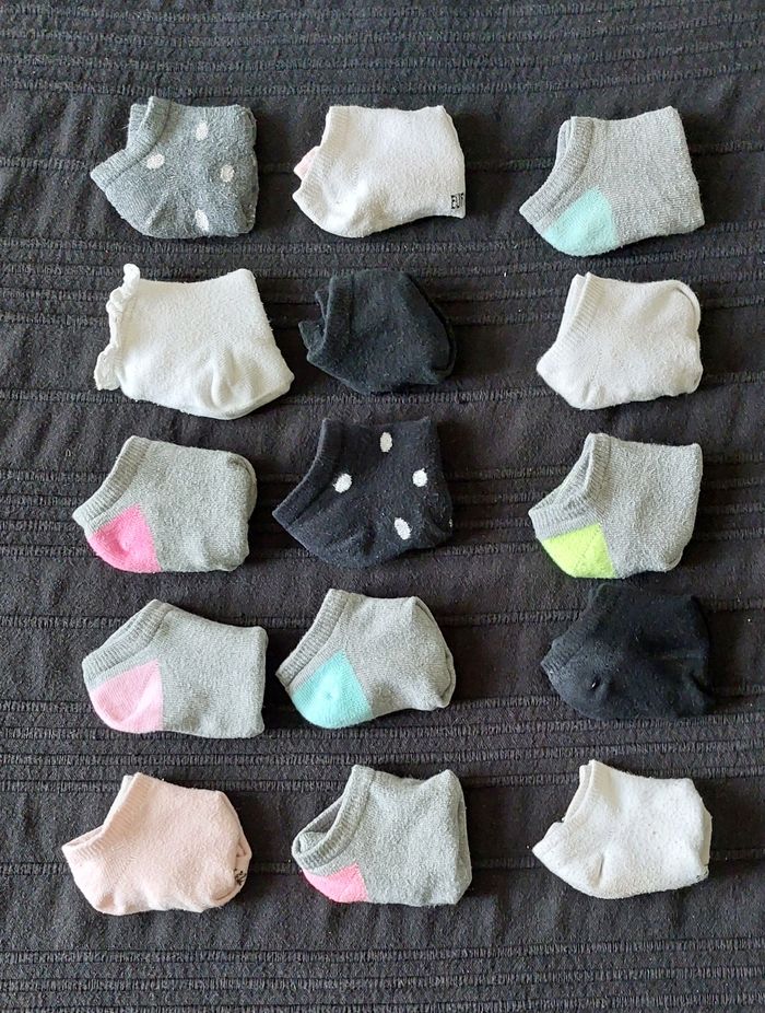 15 paires de socquettes taille 27-30 - photo numéro 3