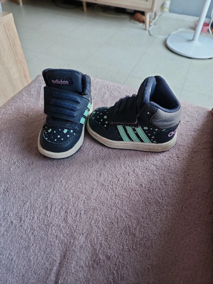 Chaussures basket Adidas
