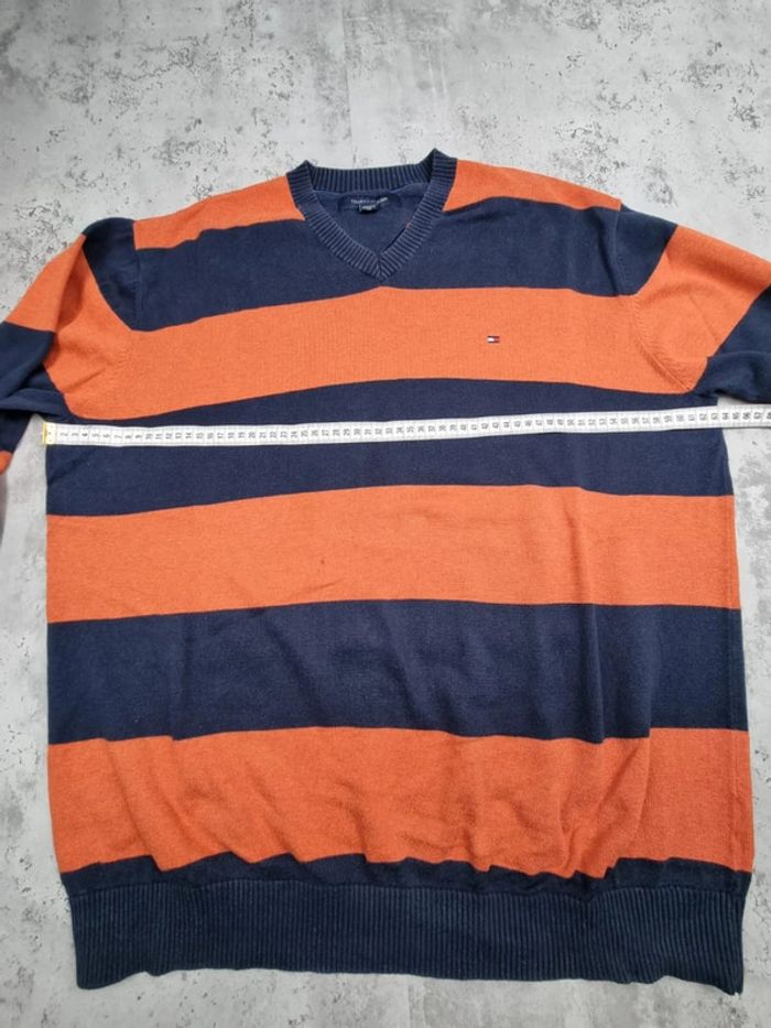 Pull col V rayé Tommy Hilfiger XL Homme – Style vintage chic, très bon état - photo numéro 9