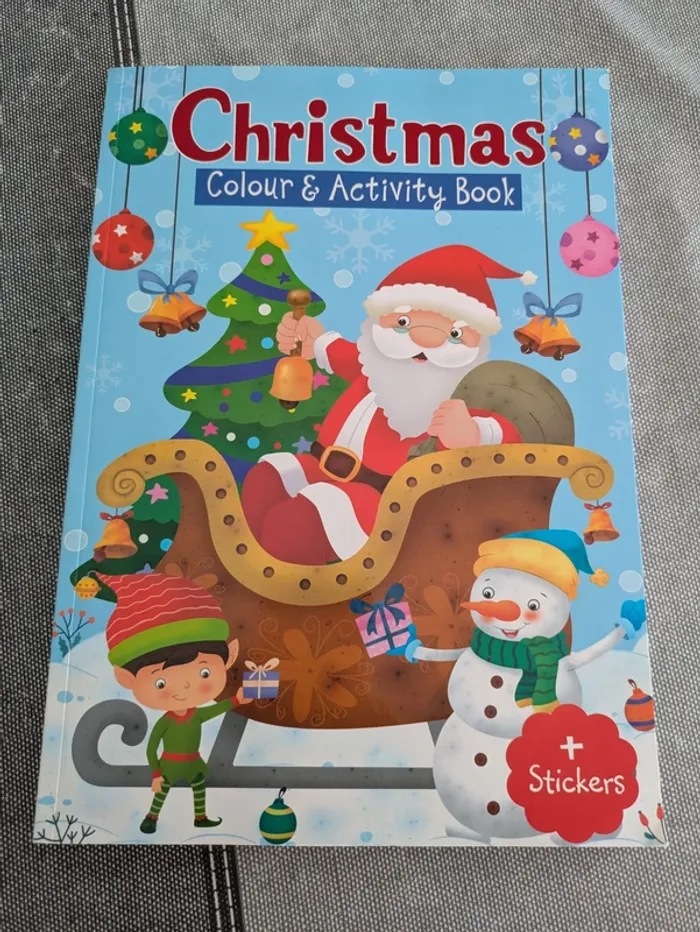 Livre de coloriage et d'activités de Noël NEUF