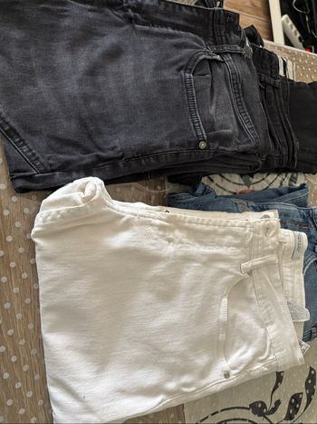 Lot de jeans  en bon état