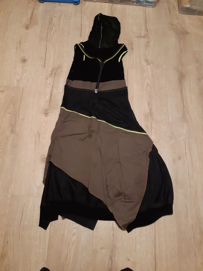 Robe Neuve T36 "La mode est à Vous" - photo numéro 2