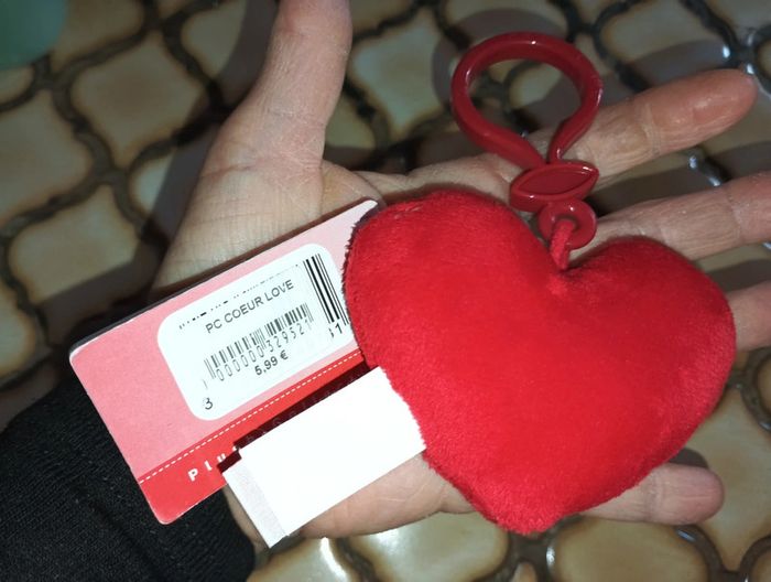 Porte clé accroche cœur neuf - photo numéro 2