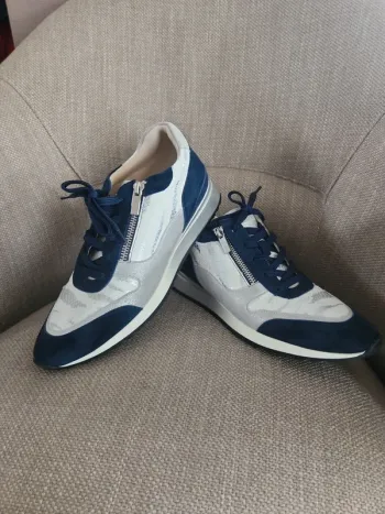 Baskets de ville Fugitive 40 bleu marine gris et blanc