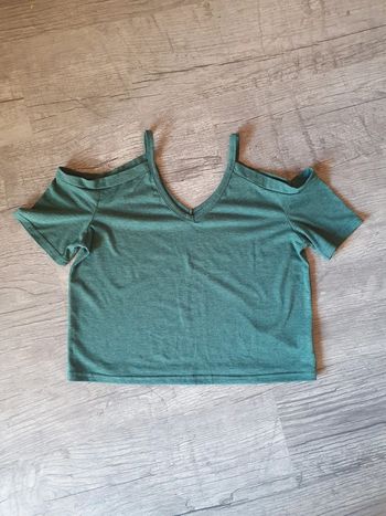 🌸 Top court col V épaules dénudées 🌸 taille S/36 Shein 🌸