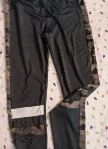 Legging  shein  bon état  10  ans