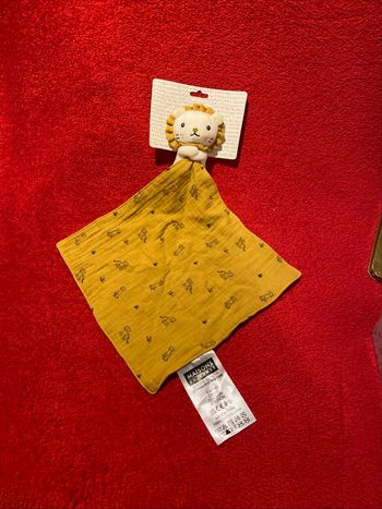 Maison du monde M.D.M doudou lion tigre Ecru crinière mouchoir moutarde 100 % neuf 