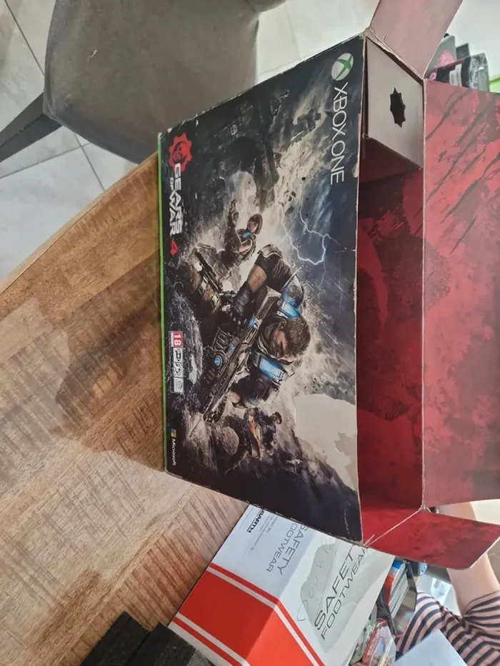 Console xbox one edition gear of wars - photo numéro 10