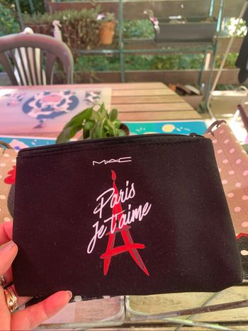 Petite pochette Mac Neuve «  Je t’aime Paris «