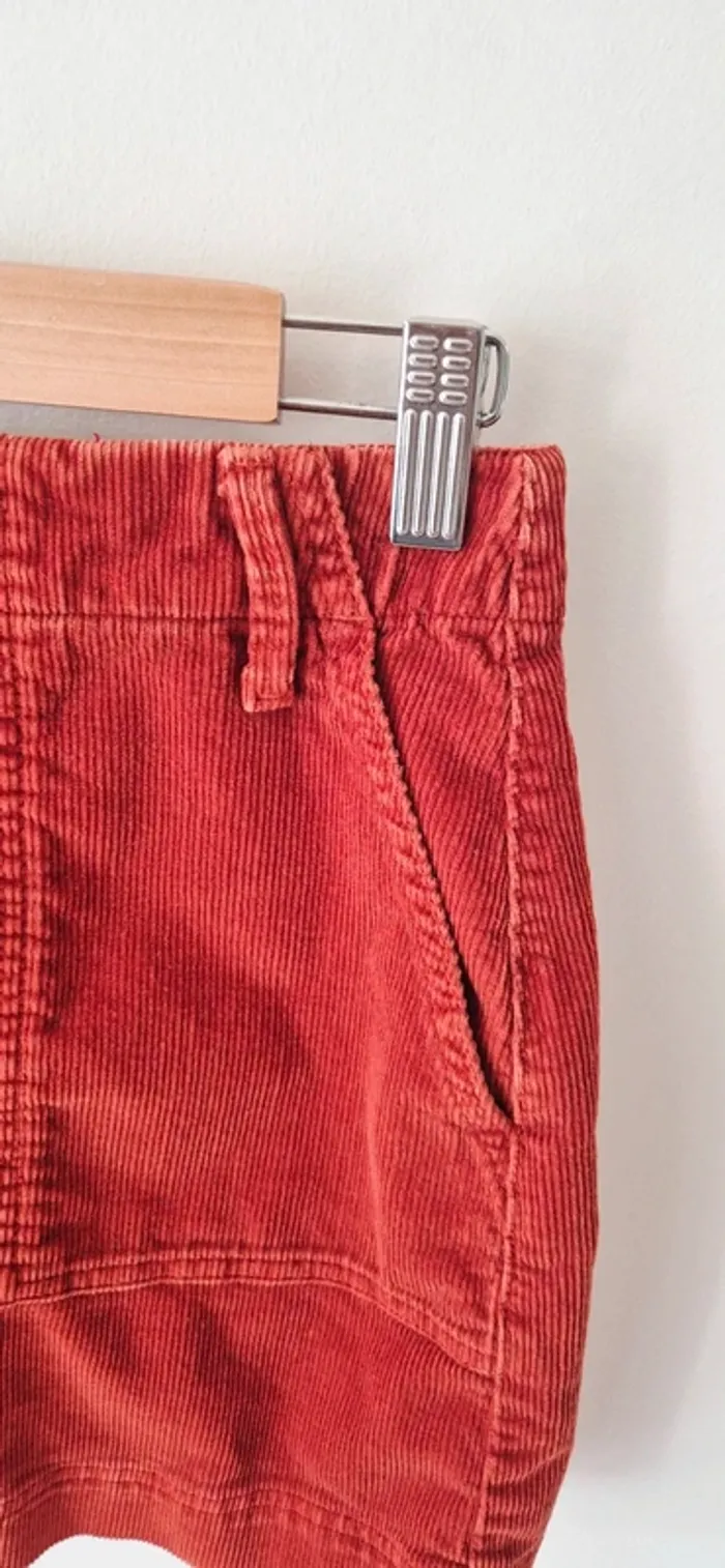 Jupe Urban Outfitters Taille S - photo numéro 2