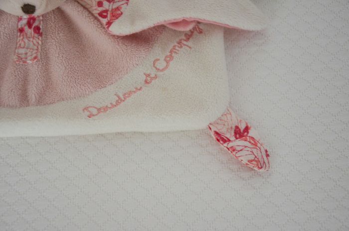 DOUDOU PLAT LAPIN ROSE ** DOUDOU et COMPAGNIE ** 1679 - photo numéro 3