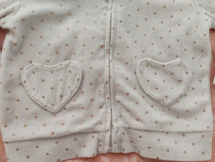 Veste / gilet zippé à capuche Kiabi 18 mois - photo numéro 3