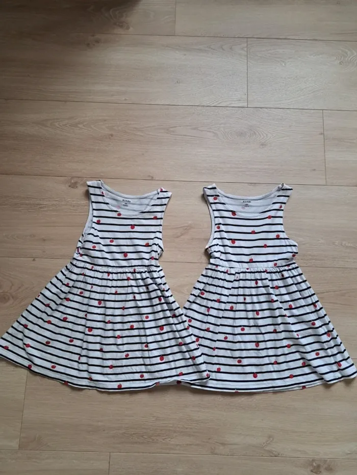 Robes été jumelles kiabi 4 ans - photo numéro 2