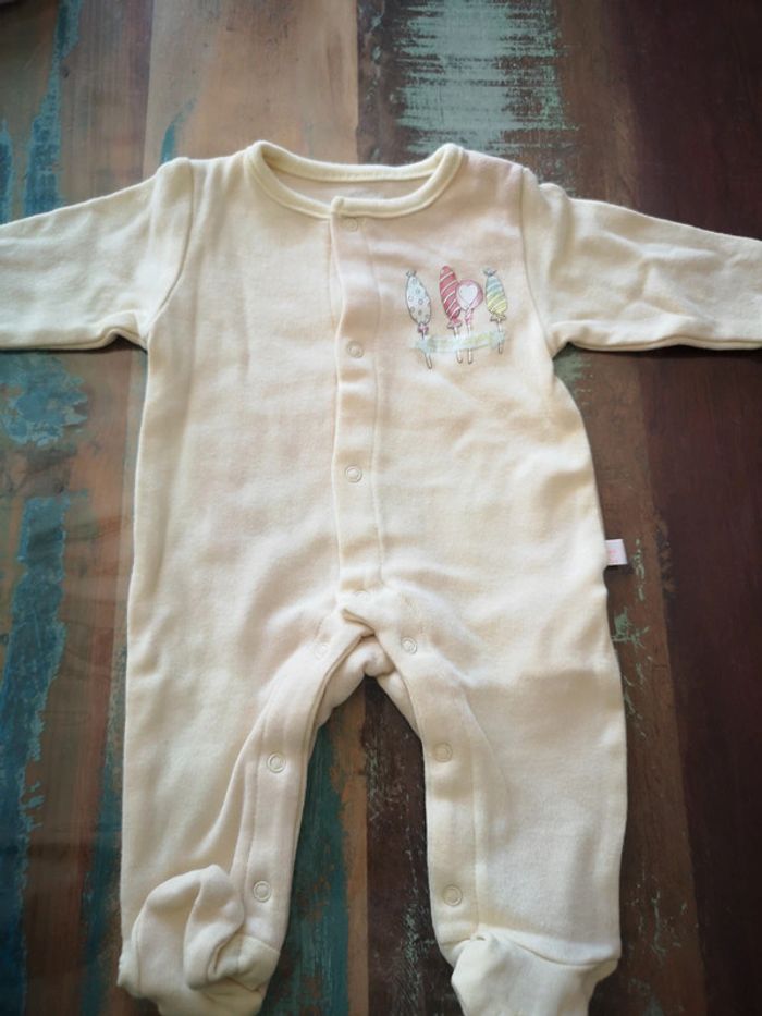Lot Pyjamas légers 0 mois - photo numéro 4