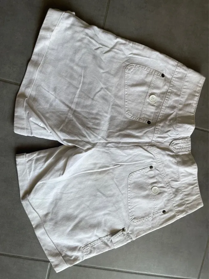 Short blanc taille 40 - photo numéro 3