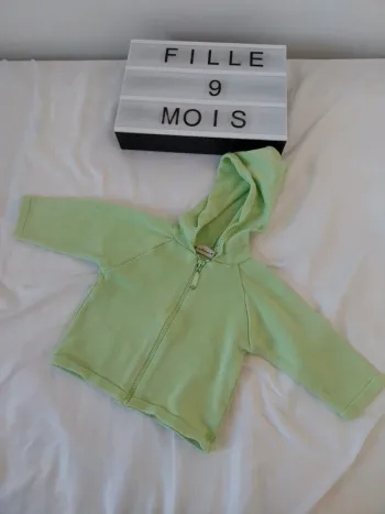 Gilet zippée fille 9 mois