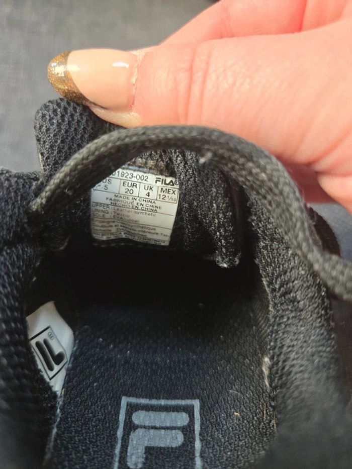 Basket fila pointure 20 noir - photo numéro 5