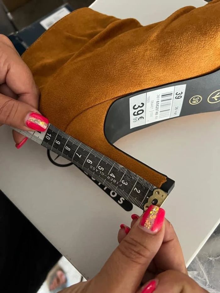 Bottines plissées camel femme pointure 40 neuve et étiqueté - photo numéro 3