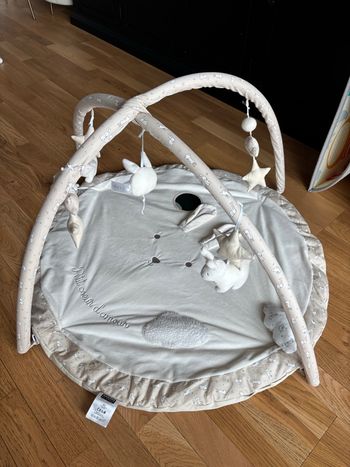 Tapis d’éveil maison du monde 