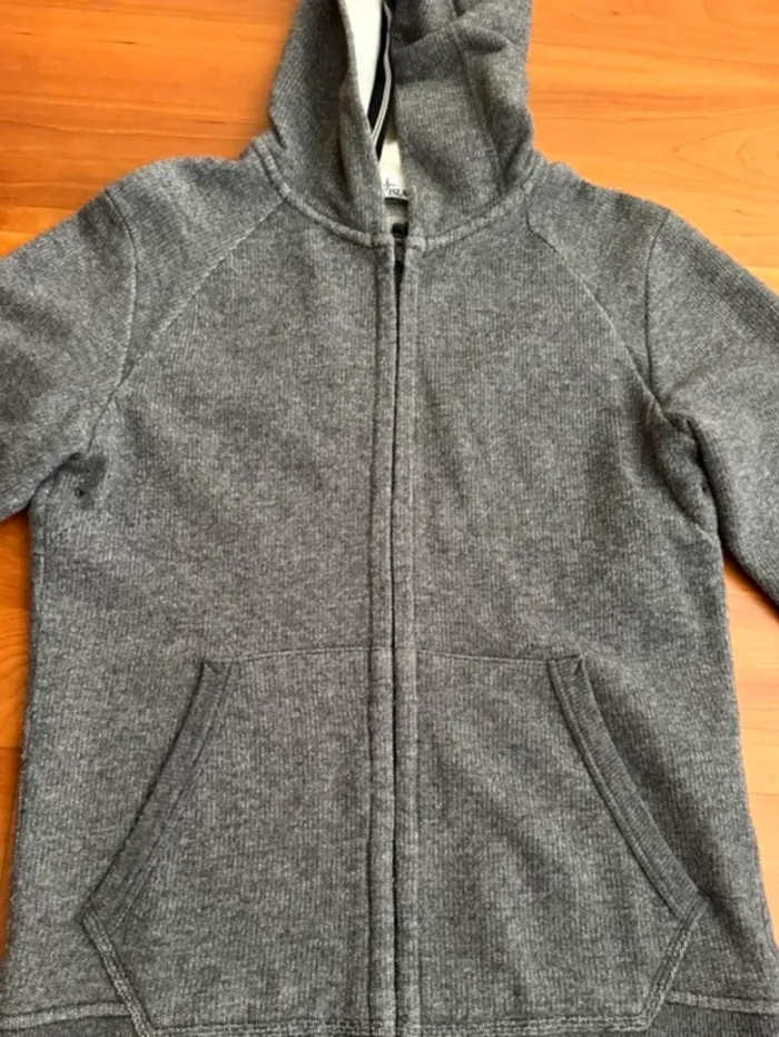 Veste à capuche Stone Island gris – Taille S – Patch authentique – Zip intégral - photo numéro 5