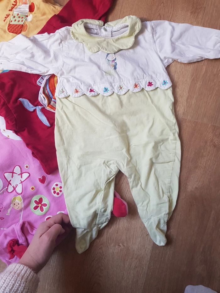 Pyjama bébé 6mois - photo numéro 3