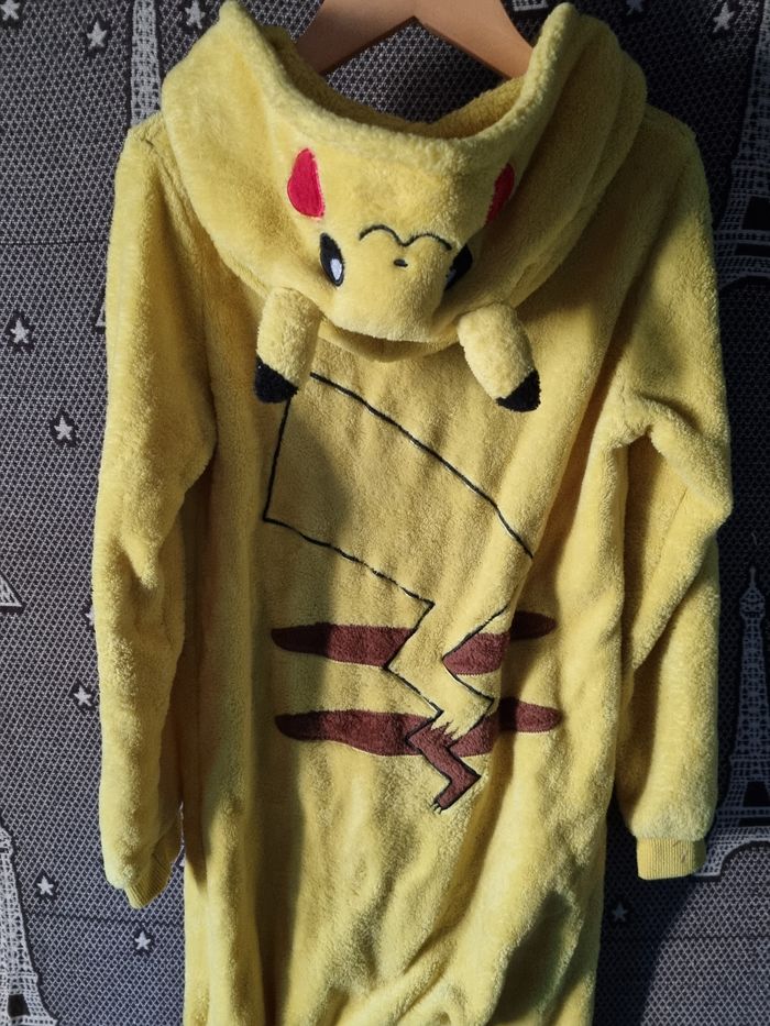 Combi-pyjama Pikachu 8ans mixte - photo numéro 5