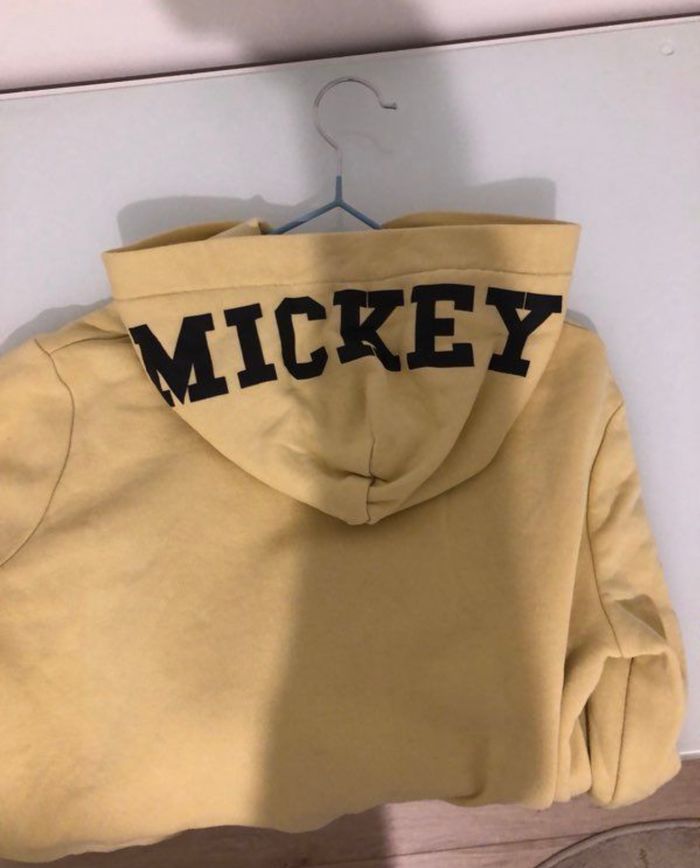 Pull Mickey 8/9 ans - photo numéro 5