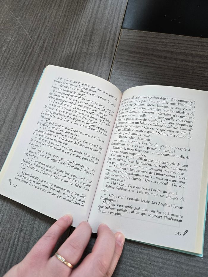 Livre 📖 - photo numéro 2