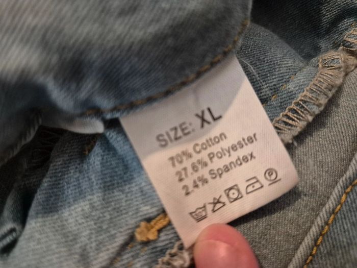 Jean neuf - photo numéro 2