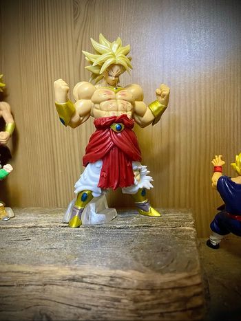 Figurine dragon ball gashapon hg Broly