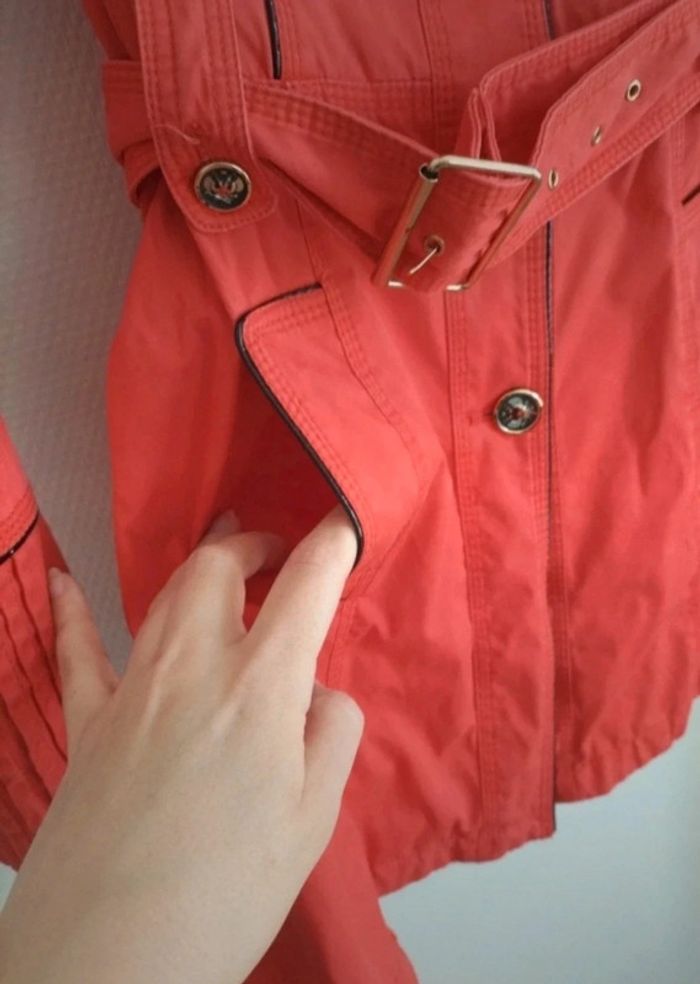 Trench rouge taille 1 - photo numéro 3