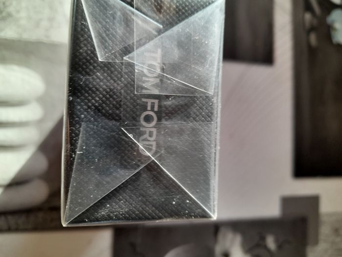 Tom ford oud wood - photo numéro 2