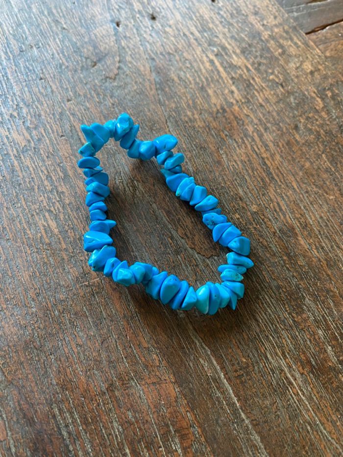 Magnifique bracelet élastique avec pierres turquoises - photo numéro 3