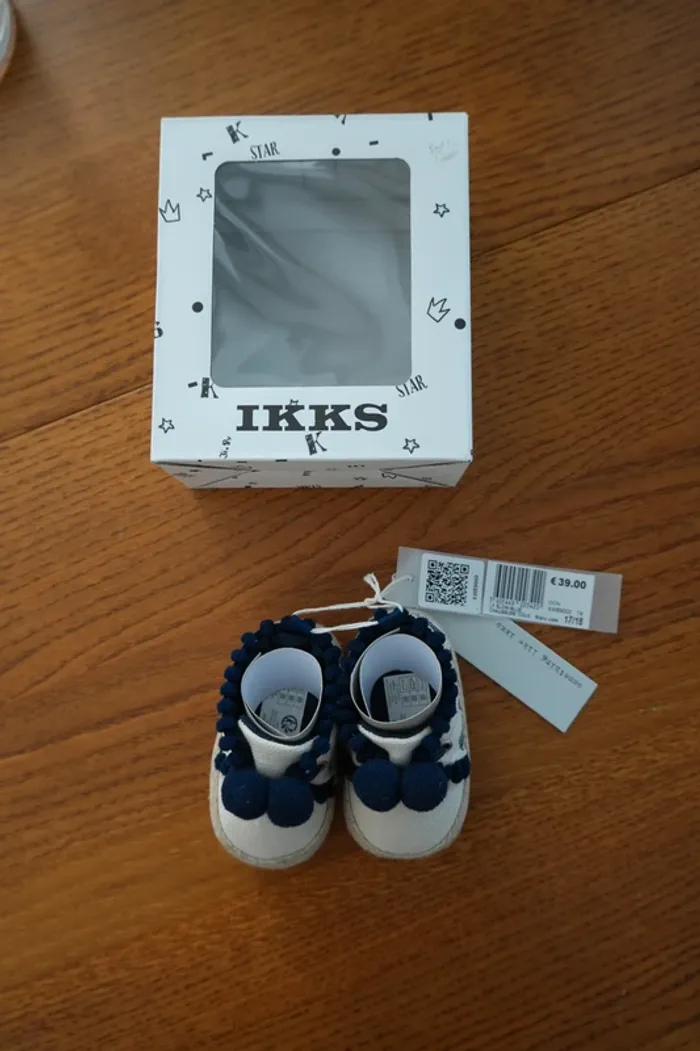Espadrilles chaussures chausson été bébé IKKS neuves – taille 17/18 - photo numéro 2