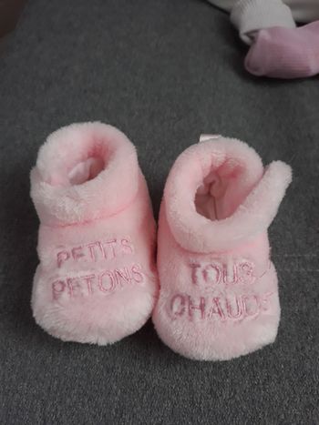 Chaussons rose 16-17