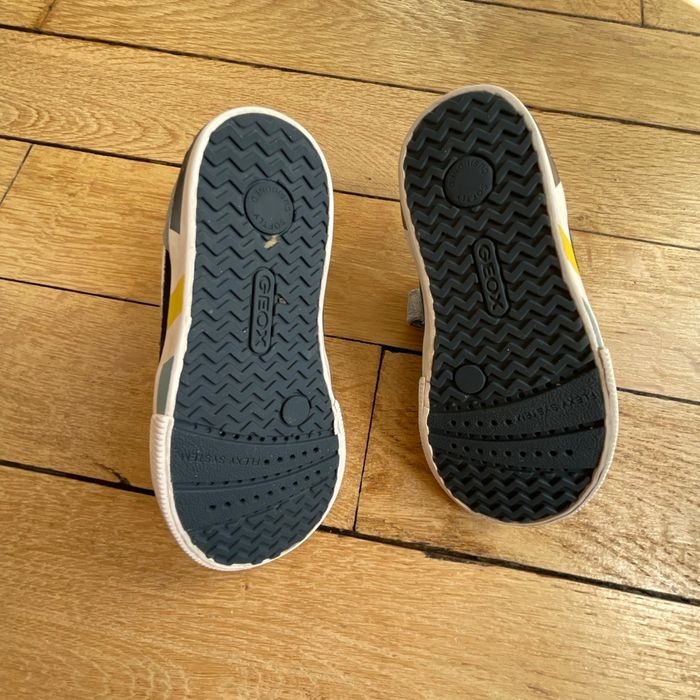 Baskets  GEOX, pointure 26. - photo numéro 5