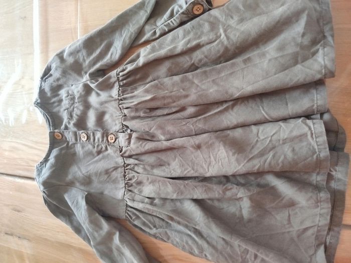 Robe kaki - photo numéro 2