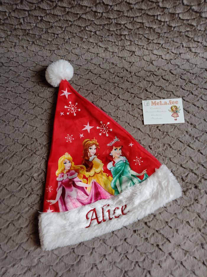 Bonnet de Noël brodé personnalisé