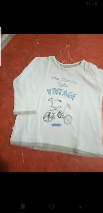 T.shirt bébé taille 12 mois