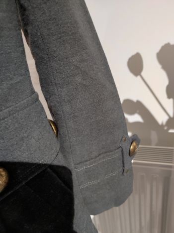 Manteaux hiver femme gris anthracite a capuche amovible 